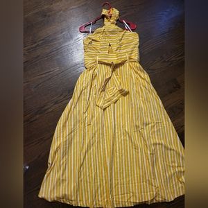 💜💜 Mid Day Affair Stripped Yellow Dress 💜💜